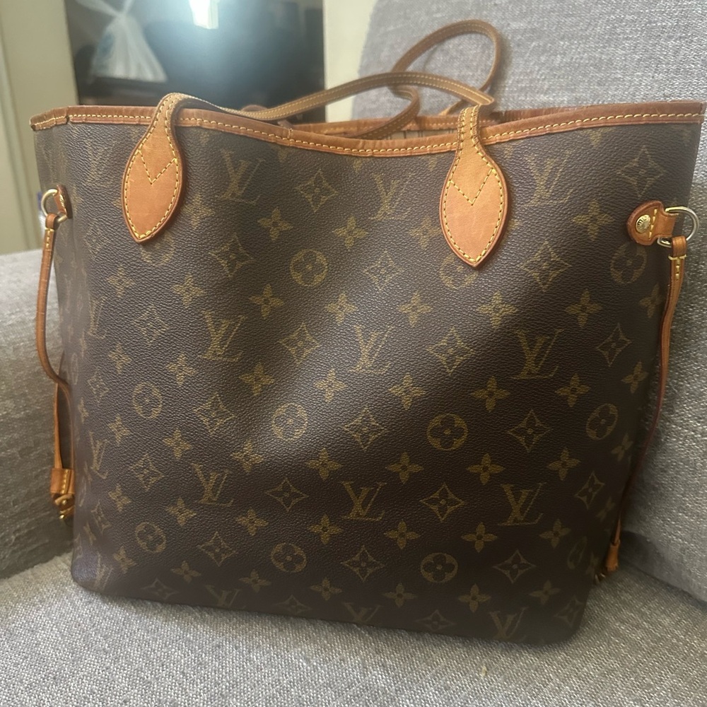 Louis Vuitton Neverfull MM